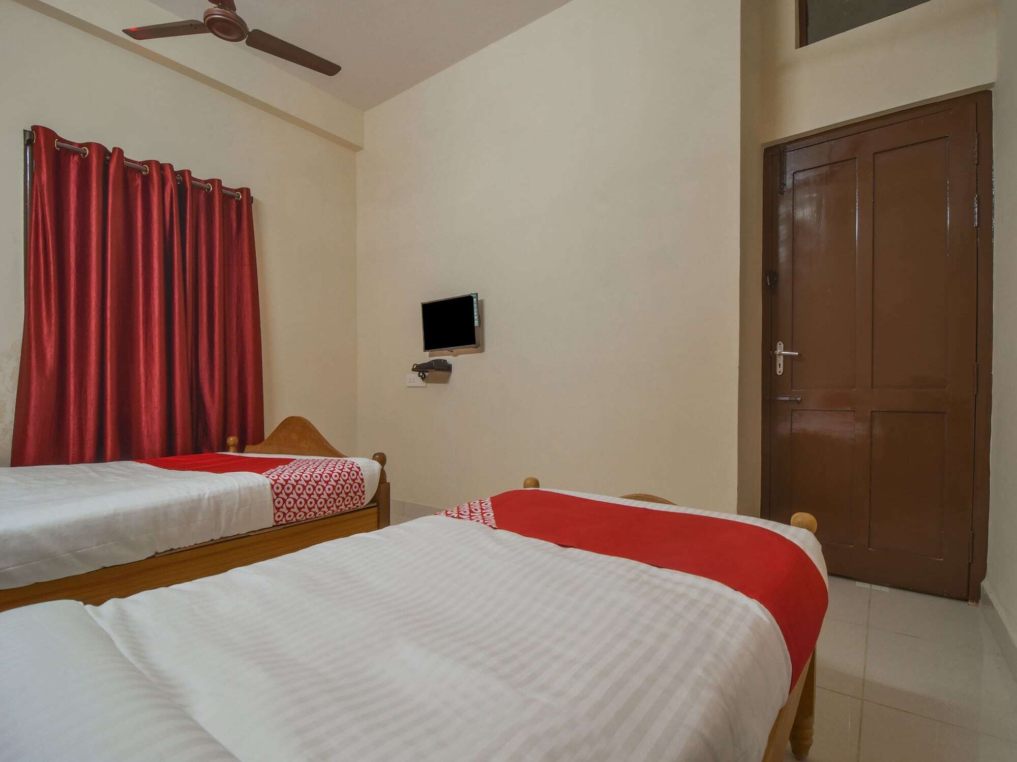 Oyo Flagship 17297 Kathir Palace Madurai Main Экстерьер фото